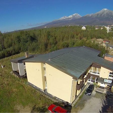 Penzion Centrum Pod Lesom Vysoké Tatry Esterno foto