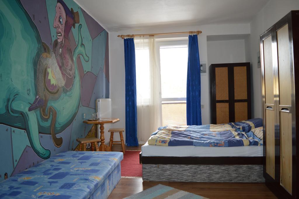 Penzion Centrum Pod Lesom Vysoké Tatry Esterno foto