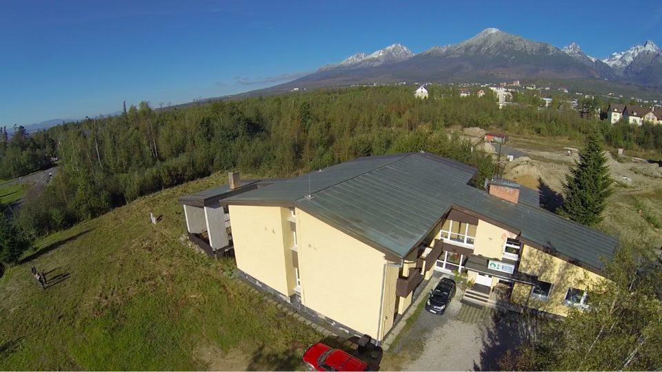 Penzion Centrum Pod Lesom Vysoké Tatry Esterno foto