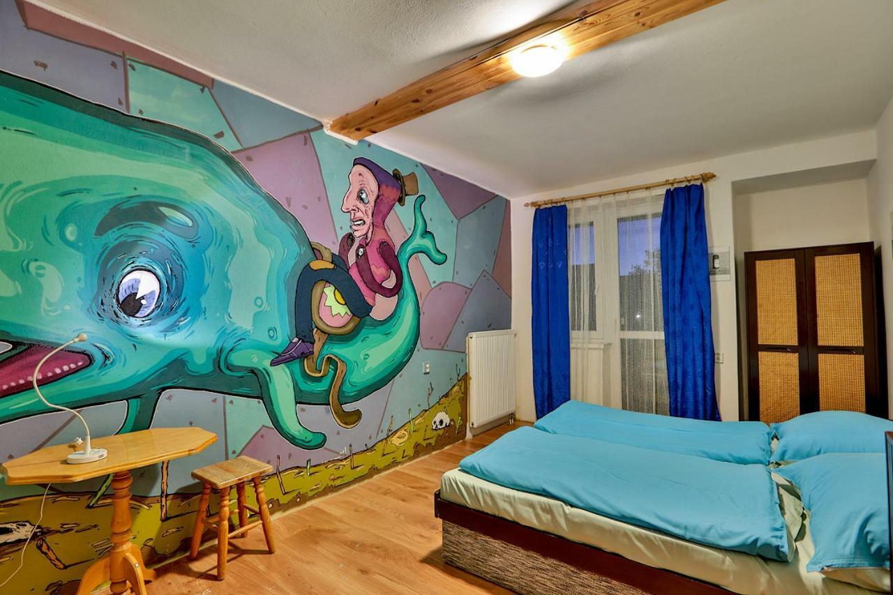 Penzion Centrum Pod Lesom Vysoké Tatry Esterno foto